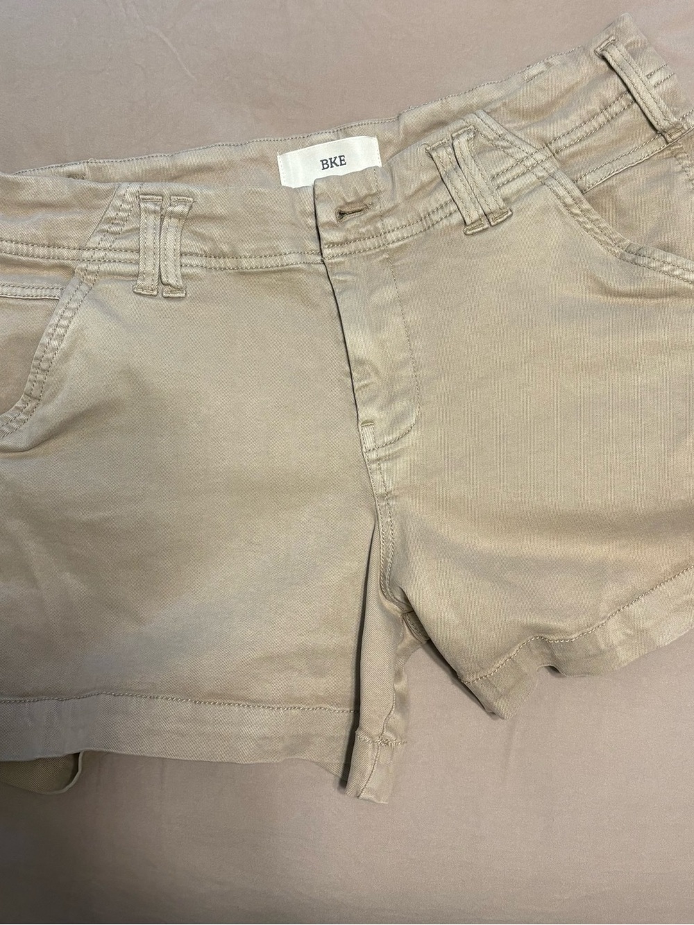 BKE Women's Light Taupe Shorts